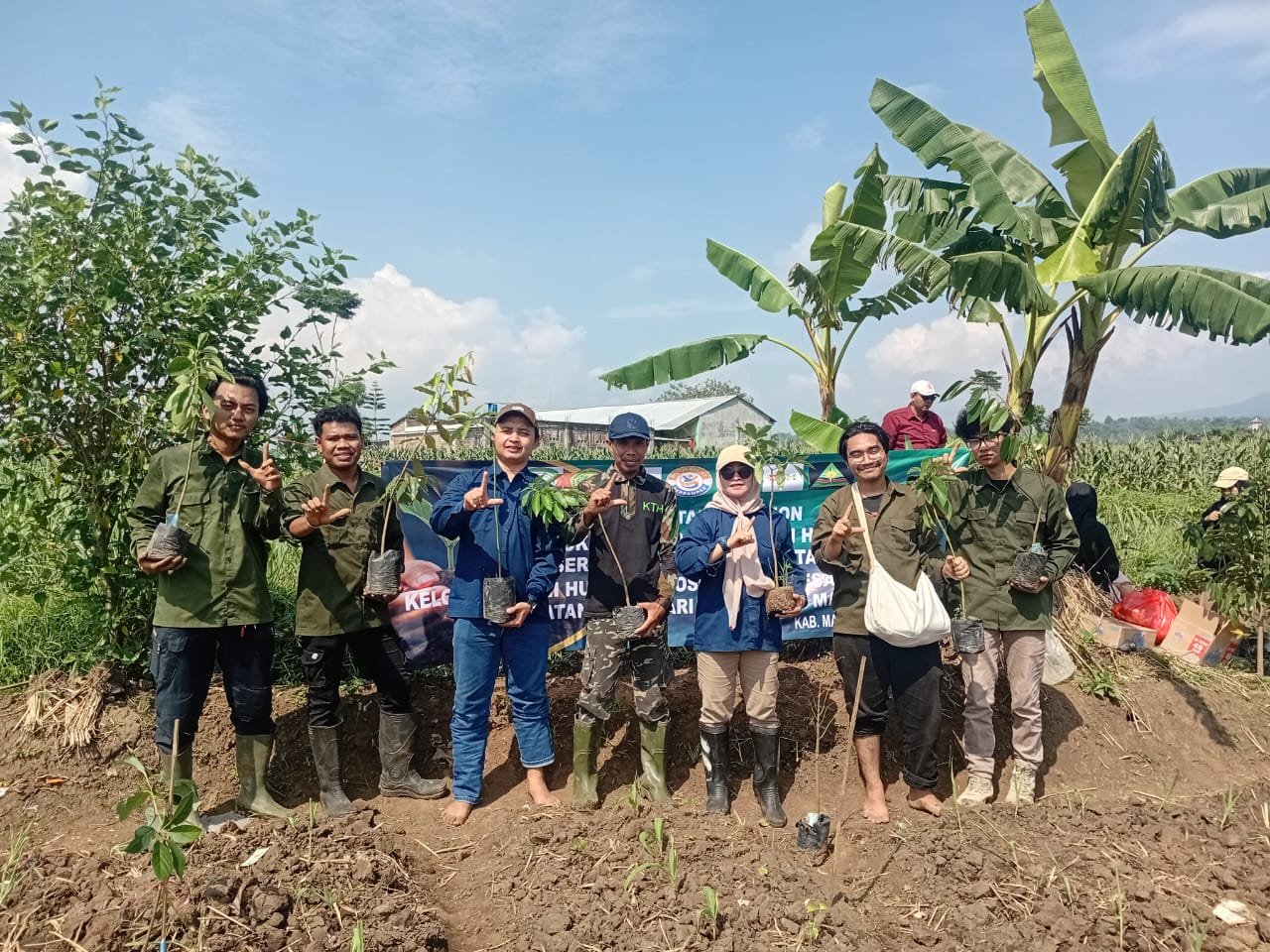 Gerakan Tanam Pohon Dorong Ekonomi Hijau dan Konservasi Lingkungan di Singosari